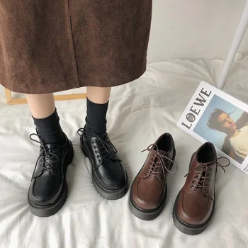 Czarne skórzane buty damskie w stylu brytyjskim; sezon Wiosna-lato; Nowość 22 lata; wzór buty na płaskiej podeszwie w stylu japońskim; Jk; damskie studenckie buty-muffiny